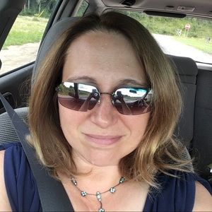 Meet your Posher, Tracy